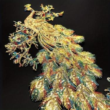 Imagem de Vestido de casamento bordado de lantejoulas com aplique de pavão bordado bordado bordado (multicolorido)