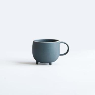 Imagem de KIKIME Caneca marumi 283 g – Caneca cupê de porcelana com pernas de tripé, design de mistura automática, louça japonesa, lavável na lava-louças e micro-ondas (azul-cinza)