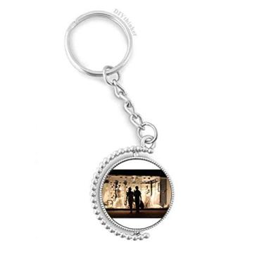 Imagem de Lovers – Chaveiro giratório para fotografia de cena noturna de casamento