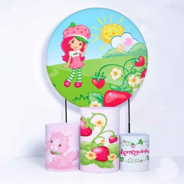 Imagem de Kit Painel de Festa Redondo de 1,80m e Trio de Cilindros Moranguinho - Fera Print