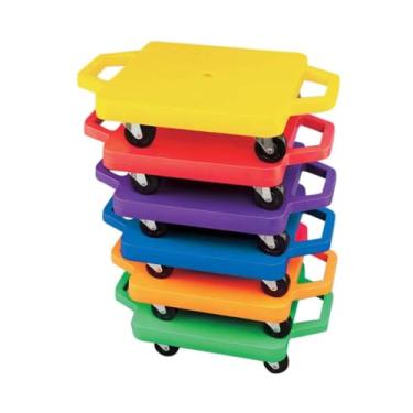 Imagem de S&S Worldwide Trotinetes de 40,6 cm. Conjunto de 6 scooters de cores diferentes com rodízios de 5 cm. Base de plástico HDPE durável com protetores de mão embutidos. Perfeito para classe PE.