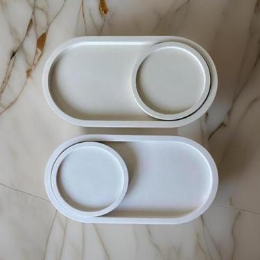 Imagem de Bandeja Decorativa Artesanal em Concreto Celular - Formato Oval, Multiuso para Mesa/Banheiro/Cozinha (Antimanchas e Resistente à Umidade)(Kit band. Branca -18CM+ 8CM)