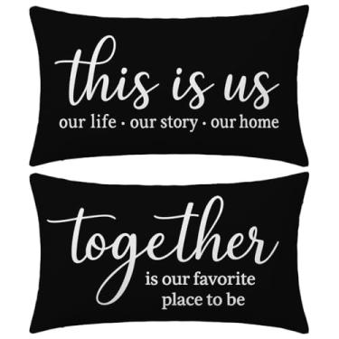 Imagem de HERHOME This is us/Together is Our Favorite Place to be Farmhouse Capas de almofada decorativas 12 x 20 conjunto de 2, capas de almofada pretas para cama de casa sofá XHP-237-12