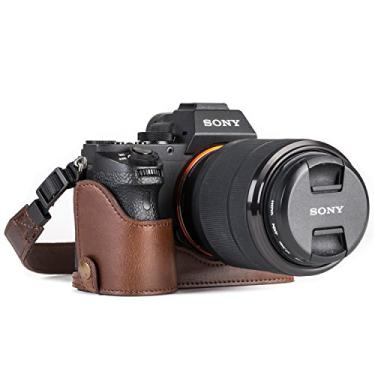 Imagem de MegaGear Meia capa e alça para câmera de couro Sony Alpha A7S II, A7R II, A7 II Ever Ready, com acesso à bateria - marrom escuro - MG1124