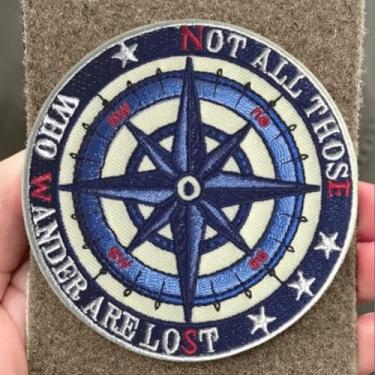 Imagem de Bússola NOT All Those Funny Moral Patch - Patch bordado tático para equipamentos militares, mochilas, bonés de beisebol de operador, porta-placas e coletes - adesivos de moral