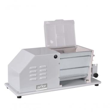 Imagem de Maquina De Misturar E Sovar Massa 3kg Elétrico Bivolt 65 Cm Aço Carbono Pintura Epóxi - Arke