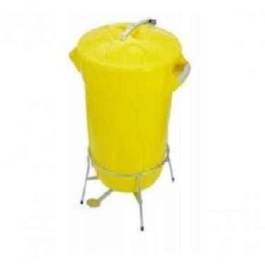 Imagem de Lixeira Plástica com Pedal Cesto Lixeira com Armação em Aço 20 Litros Polipropileno Abe...