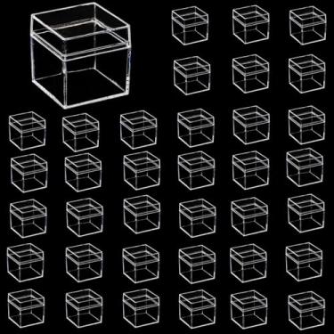 Imagem de LyyGuanYoo Pacote com 36 caixas transparentes pequenas com tampas, recipientes de doces de 5 x 5 x 5 cm para lembrancinhas de festa, mini caixa de exibição de cubo quadrado de acrílico para Páscoa,