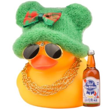 Imagem de MuMyer Decoração de Natal de patos de borracha para painel de carro, lindo pato de borracha de inverno para enfeite de carro com chapéu de malha, óculos de sol, colar, 7,6 cm