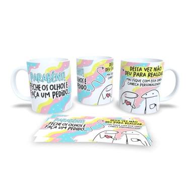 Imagem de Caneca Decorativa Parabéns Amiga, Cerâmica, Listras Coloridas, Design Divertido com Bolo de Aniversário, Presente para Amiga (17908)