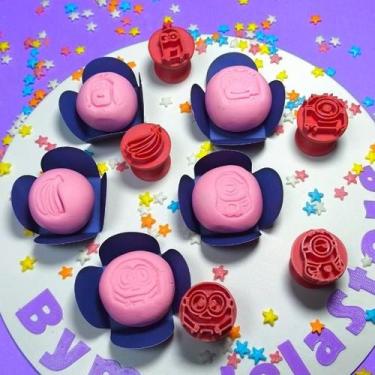 Imagem de Carimbo para Brigadeiros e Docinhos Kit Minions 2 - BYMODELASTORE