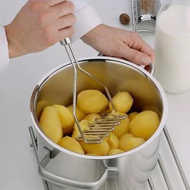 Imagem de Espremedor de batatas de aço inoxidável, espremedor ergonômico de purê de batatas para batatas lisas e fofas, ferramenta de prensa manual resistente para cozinhar na cozinha