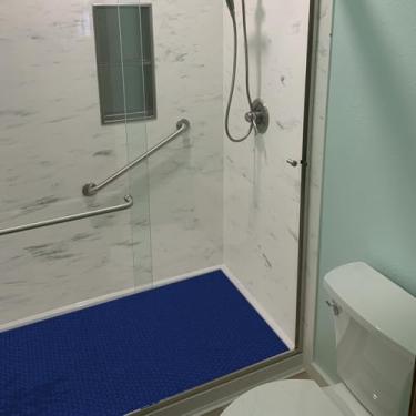 Imagem de Tapete Seguro Antiderrapante Para Crianças e Bebês no Banho Para Box (Azul, 100x60)