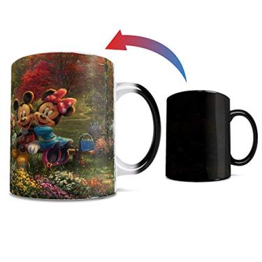 Imagem de Morphing Mugs Disney – Mickey e Minnie Mouse – Central Park – Thomas Kinkade – Uma caneca de cerâmica sensível ao calor com mudança de cor de 325 ml – Imagem revelada quando líquido quente é adicionado!