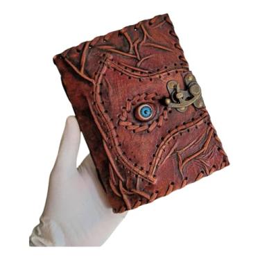 Imagem de TUZECH Caderno de couro personalizável Hocus Pocus Book of Spells com design de terceiro olho, borda de deckle, caderno vintage de bruxa Grimório com fecho de sete chacras (18 x 12 cm)