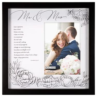 Imagem de Malden International Designs Mr & Mrs Corinthians 5 x 7 Moldura preta fosca de sombra com estampa floral
