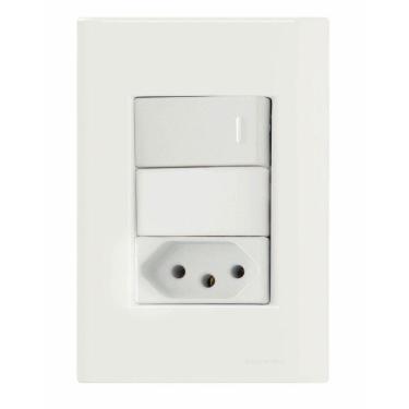 Imagem de Conjunto 4x2 Com 1 Interruptor Simples 10 A 250 V E 1 Tomada 2p+t 10 A 250 V Giz Branco
