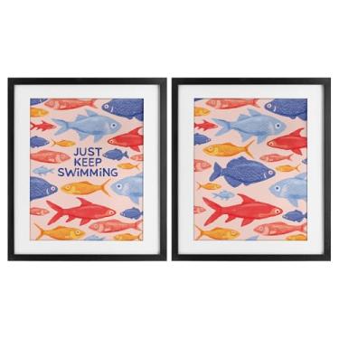 Imagem de Stupell Industries Just Keep Swimming Motivating Fish 2 peças impressão emoldurada preta conjunto sob vidro, design por The Paper Curator, 16 x 13