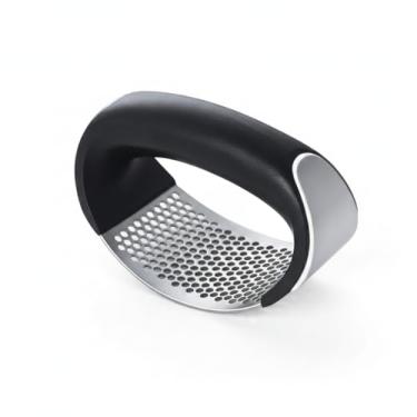 Imagem de Espremedor e Triturador de Alho em Aço Inoxidável com Cabo Ergonômico Triturador Manual Rápido e Prático