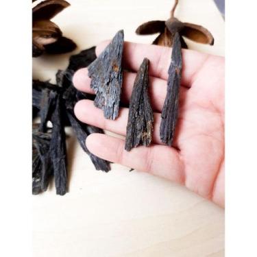 Imagem de Pedra Natural Cianita Preta pequena Vassourinha de Bruxa - Paz Interio