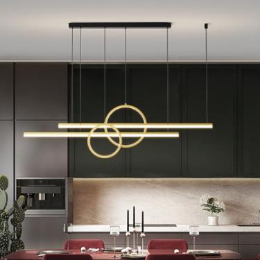 Imagem de Luminária pendente LED moderna para sala de jantar, modelo linear com intensidade regulável, lustre ajustável em altura para sala de estar e mesa de jantar (dourada, 110 cm de comprimento).
