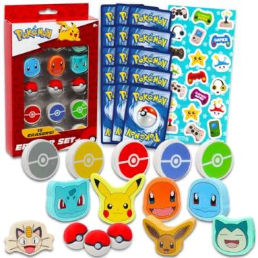 Imagem de Conjunto de lembrancinhas de festa Pokémon – Pacote com 15 borrachas com Pokeball, Charmander, Bulbasaur, mais cartas colecionáveis, adesivos | Kit de suprimentos de festa Pokemon para crianças
