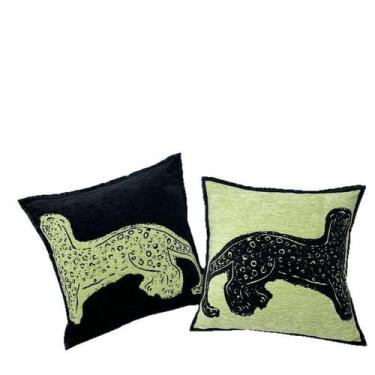 Imagem de Conjunto de capas de travesseiro Bold Leopard Design: poliéster 45x45c