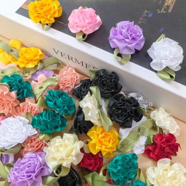 Imagem de 50 peças fitas de cetim rosas tecido flores para costurar flores multicoloridas enfeites fita flores laços cravo apliques costura artesanato (D)