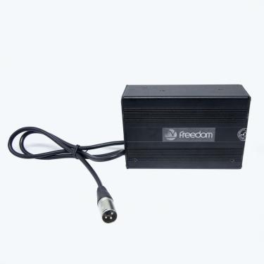 Imagem de Carregador de bateria Freedom 24V/2.5A para cadeira de rodas 