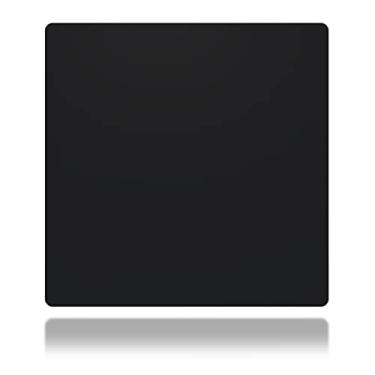 Imagem de Gamer Boss - Mouse pad para jogos com bordas costuradas, base de borracha antiderrapante, mouse pad de pano premium, tapete de mesa para laptop, computador e PC, 45,7 x 45,7 cm de espessura (médio, preto)