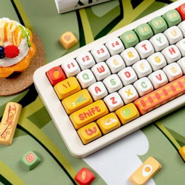 Imagem de SUEHIODHY Teclas de perfil MOA, teclas PBT amarelas, conjunto de capas de teclado com sublimação de tinta fofa, capa redonda personalizada para teclados mecânicos Cherry MX 61/64/68/84/87/100/104/108