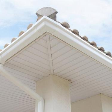Imagem de Esquadro Interno de Calha Branco 162x90mm Astra