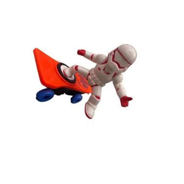 Imagem de Brinquedo Robô Espacial Radical Com Skate Laranja