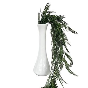 Imagem de Decoração sala quarto vaso solitário branco com planta caída