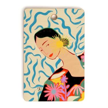 Imagem de Society6 Tábua de corte de bambu - Decoração de cozinha por Sandra Poliakov - Tábuas de corte exclusivas para cozinha, 40,6 cm x 26,7 cm x 1,3 cm, Mulher sorridente e luz do sol
