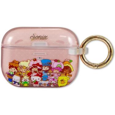 Imagem de Sonix Capa Sanrio para AirPods Pro 2 e Pro 1 (1ª/2ª geração) - Capa rígida com chaveiro, carregamento sem fio | Hello Kitty & Friends x Morango Shortcake