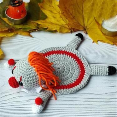 Imagem de HSYHKDSY Jogo americano de crochê cinza e vermelho 12 cm, 10 peças, para mesa, tecido feito à mão, jogo americano lavável, porta-copos trançados, mesa de crochê (cinza*vermelho, cerca de 12 cm, 10