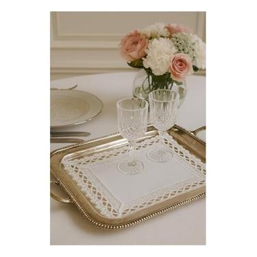 Imagem de Conjunto com 2 Toalhas de Bandeja Artesanal em Linho Branco com Renda Gripir do Ceará, Peça Decorativa para Mesa, Feita à Mão