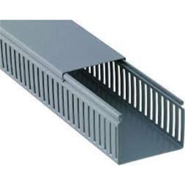 Imagem de Canaleta Recorte Fechado Cinza 50x50mm 2 Metros - Dutoplast