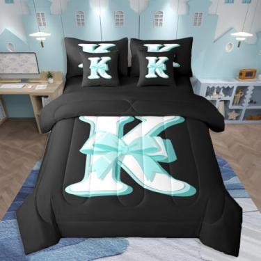 Imagem de jejeloiu Conjunto de edredom com laço azul Kawaii, tamanho solteiro, 7 peças, presente para mulheres e adolescentes, conjunto de cama com letra K, cama em uma bolsa, arte moderna, monograma