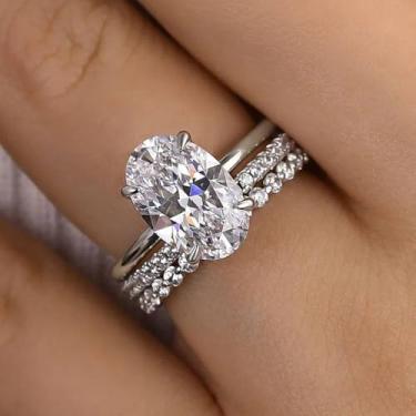 Imagem de Conjunto de alianças de casamento femininas de zircônia cúbica oval de 3 peças, 10, Latão, Zircônia cúbica