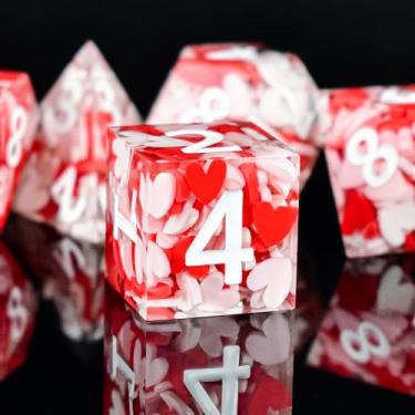 Imagem de Sharp Edge DND Dice Set Dice，Resin D&D Dice Set for TTRPGs Dungeons and Dragons Gifts， MTG RPG Role Playing Gaming D and D Dice, Dungeons and Dragons D&D Dice with Box Case(Red Heart)