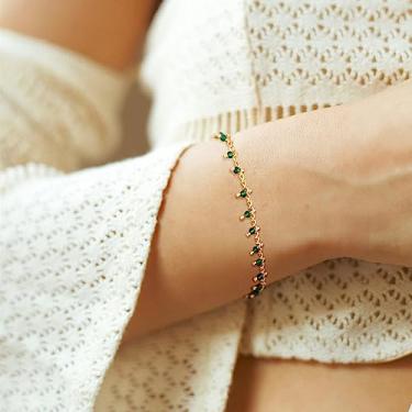 Imagem de Pulseiras de ouro para mulheres, elegante, ajustável, banhado a ouro 14 K, pulseira de borla, moderna e delicada para uso diário, Medium, Latão, Sem Pedra Preciosa