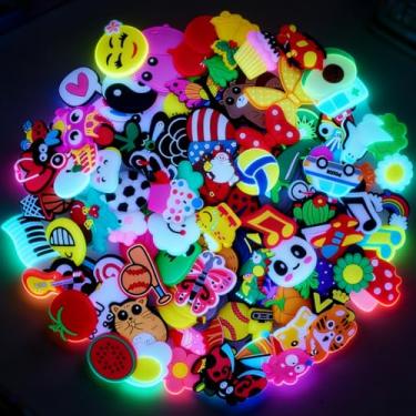 Imagem de 30/50/100 peças amuletos sortidos de tamancos fofos, kit de decoração de calçados faça você mesmo, ótima ideia de presente de Natal/aniversário para crianças, Colorido2, standard