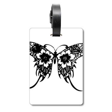 Imagem de Borboleta estilo chinês com asas florais e etiqueta de bagagem para cartão de bagagem com etiqueta pendurada, Multicolorido.