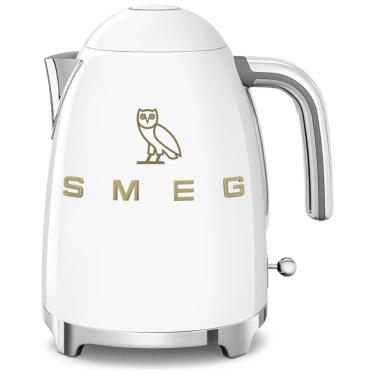 Imagem de Chaleira Elétrica Smeg x OVO 1.7L, Coleção OVO, Chaleira SMEG 50`s Retro Style 7 Copos Branca