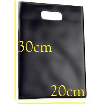 Imagem de 80 Sacolas Plásticas Preta Alça Vazada Boca De Palhaço 20X30