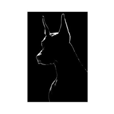 Imagem de Foto de retrato em preto e branco de Doberman - Pôster sem moldura 30,5 x 45,7 cm - Decoração de entrada para amantes de cães, caverna masculina, entusiastas de armas, foto de cão de guarda