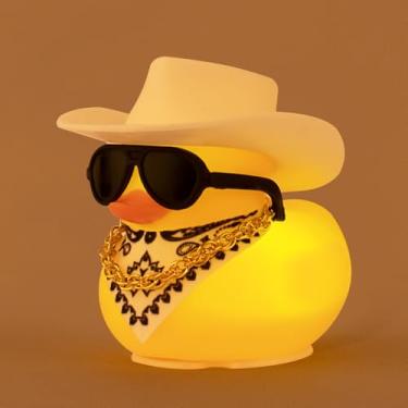 Imagem de wonuu Pato de borracha com luz brilhante patos de borracha com óculos de sol bandana chapéu de cowboy de corrente dourada, branco