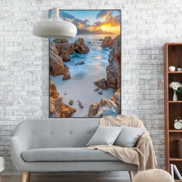 Imagem de Quadro decorativo mar entre pedras vertical - MeMoldura, Moldura Preta